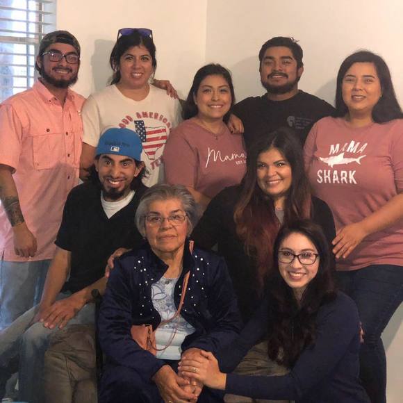 Meet your Posher, Danielle - Picture 1 of 1